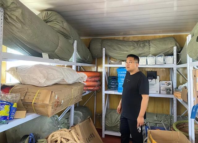 防汛物資|應急救災裝備|消防滅火裝備|水域救援裝備|消防救援裝備|多年應急裝備經驗打造行業品牌！