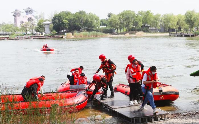 以練備戰(zhàn)，來看全省這場100余人的防汛演練！